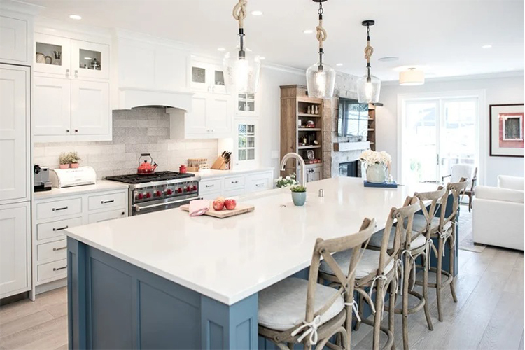 5 Kitchen Island Pendant Lights That Are Taking Over the Internet
