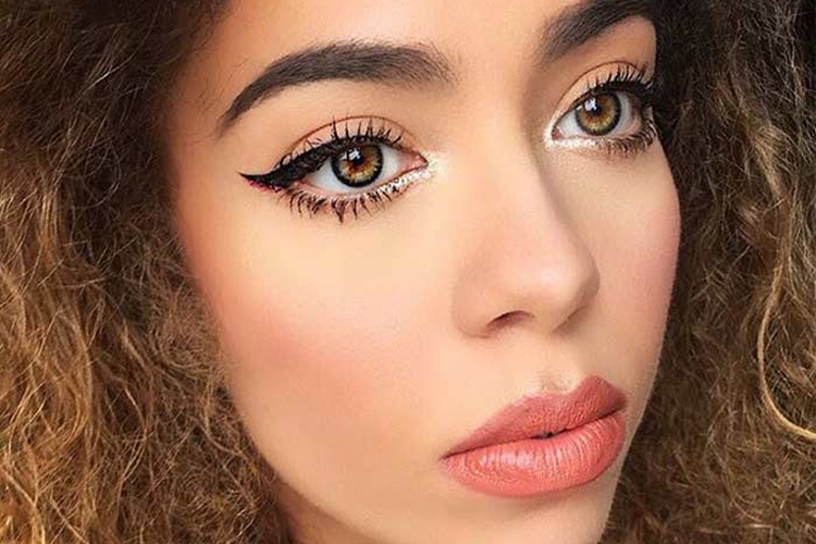 10 Best Makeup Tips to Highlight Hazel Eyes