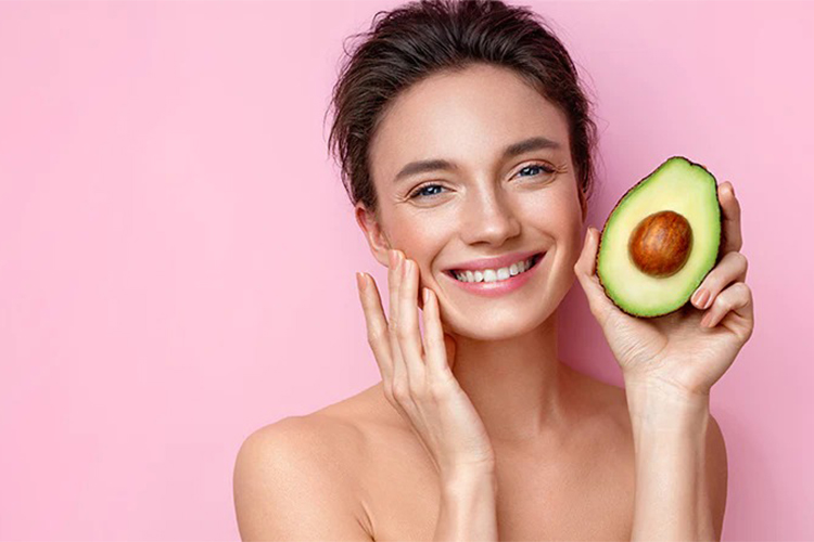 Best diet plan and foods for naturally glowing skin